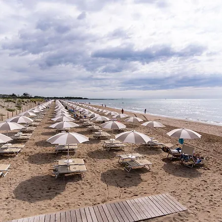 Club Del Sole Family Parco vacanze 4*